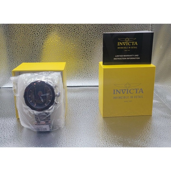 Invicta Men's Captain America 50mm Blue Dial Quartz Watch‎ - Picture 3 of 7